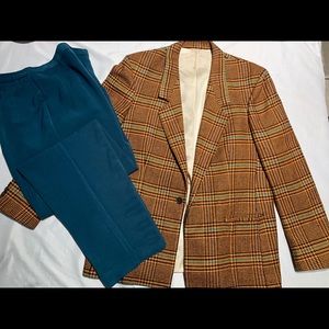 Vintage women’s blazer